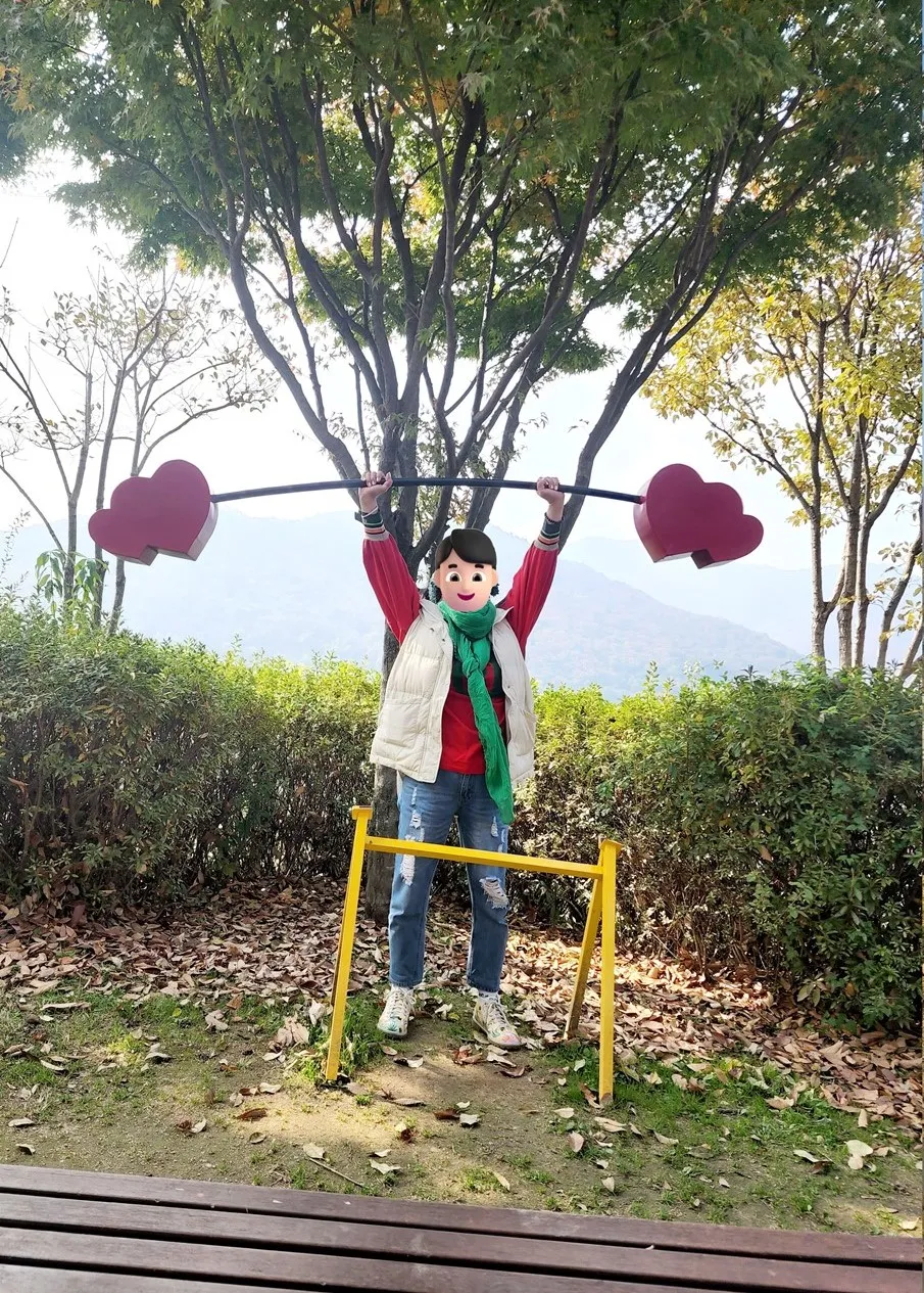 설치 포토존 둘러보기1 — 디테일 50 (51 / 64)