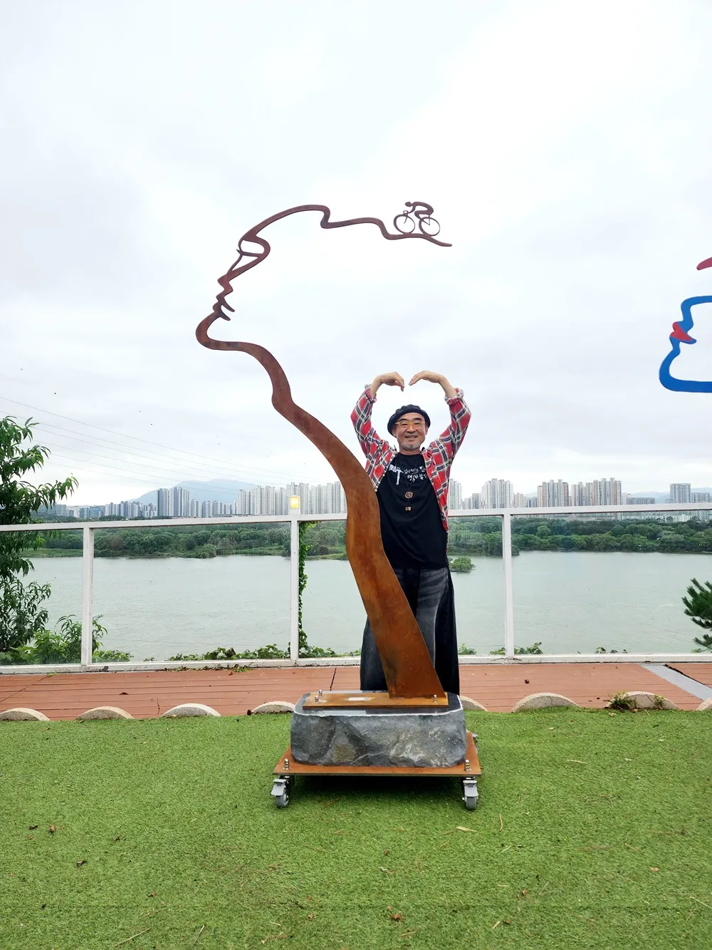 설치 포토존 둘러보기3 — 디테일 7 (8 / 25)
